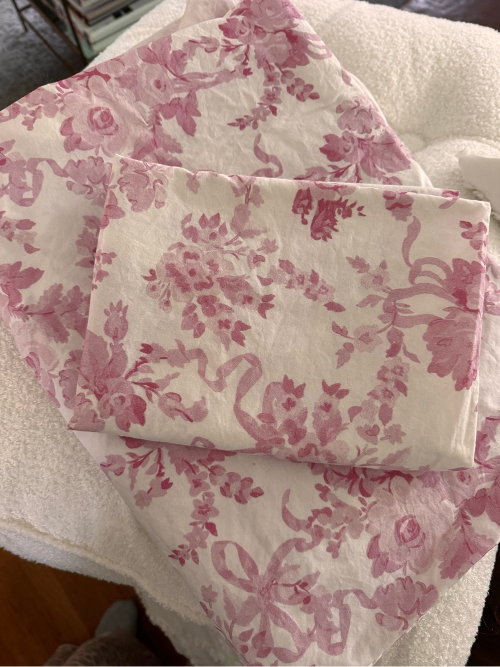 Pottery Barn LoveShackFancy Garden Damask Organic Sheet Set - twin xl for dorm